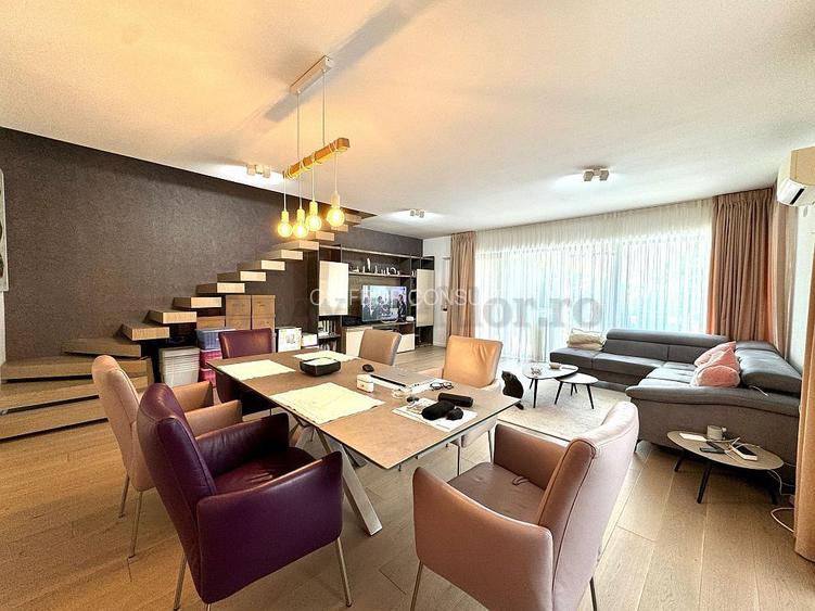 Vilă cu Piscina in Tunari - 5