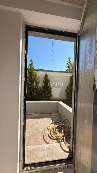 Vand apartament 4 camere cu terasa si gradina, ultracentral - 11