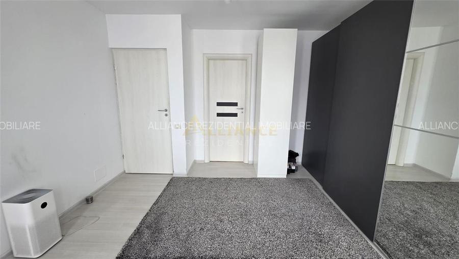 [Strada Scolii] Vila P+1+M | 5 camere - 3 bai - 9