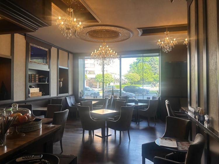 Spatiu Comercial 135 mp 13 Decembrie - 5