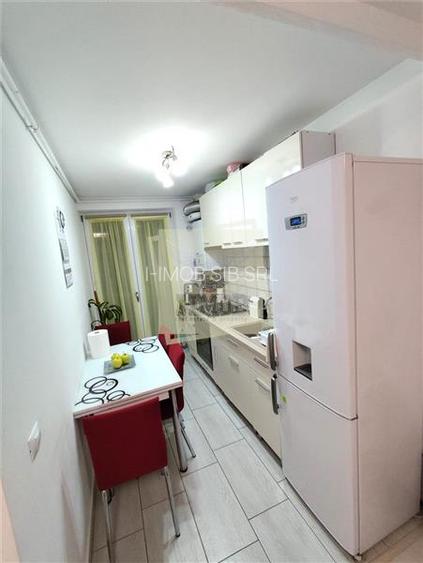 Apartament cu 3 camere 2 balcoane si parcare pe Calea Surii Mici - 10