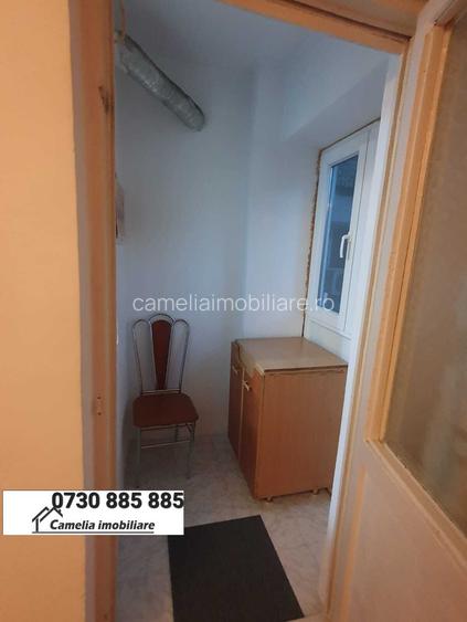 Garsoniera, 5 minute, metrou, piata, parc Crangasi, tramvai 41, strada Padureni - 10