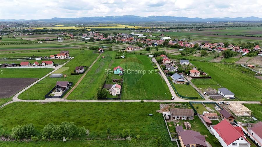 Teren intravilan 1000 mp | Bod - 8