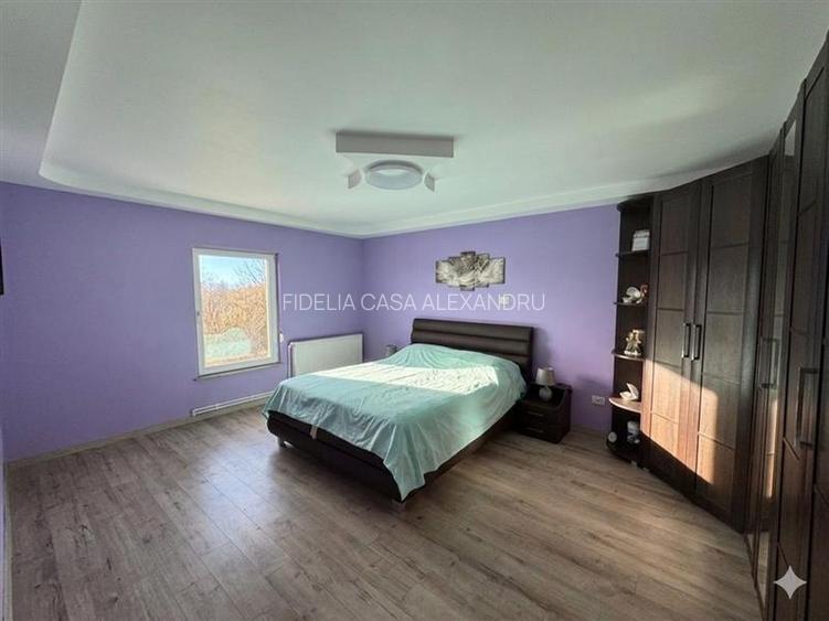 Casa de vanzare, la 2 km de Primaria Tomesti - 7