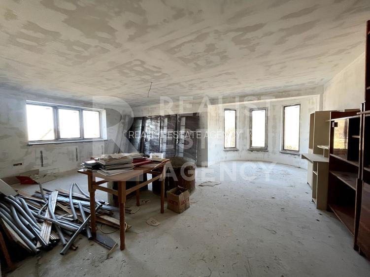 Vilă de vânzare, 253 mp util, teren 1000 mp, Rediu Mitropoliei - 11