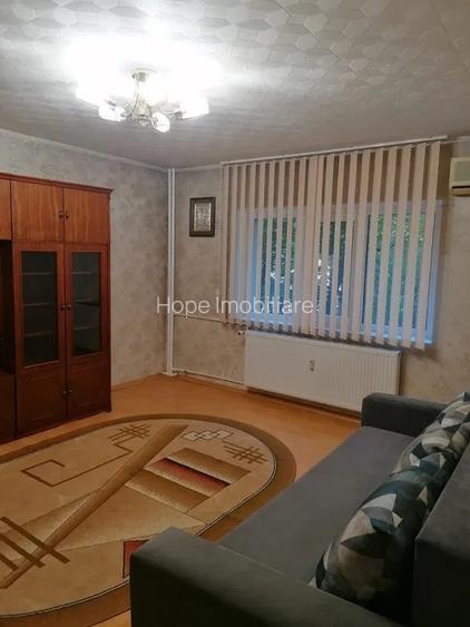 Brancoveanu - Secuilor Aprtament 3 camere hol H - 5
