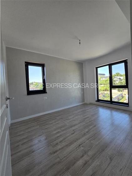 De inchiriat: Penthouse 4 camere 118 mp - etaj 3/3 | Terasa 19,2 mp. 3,8 km fata - 15