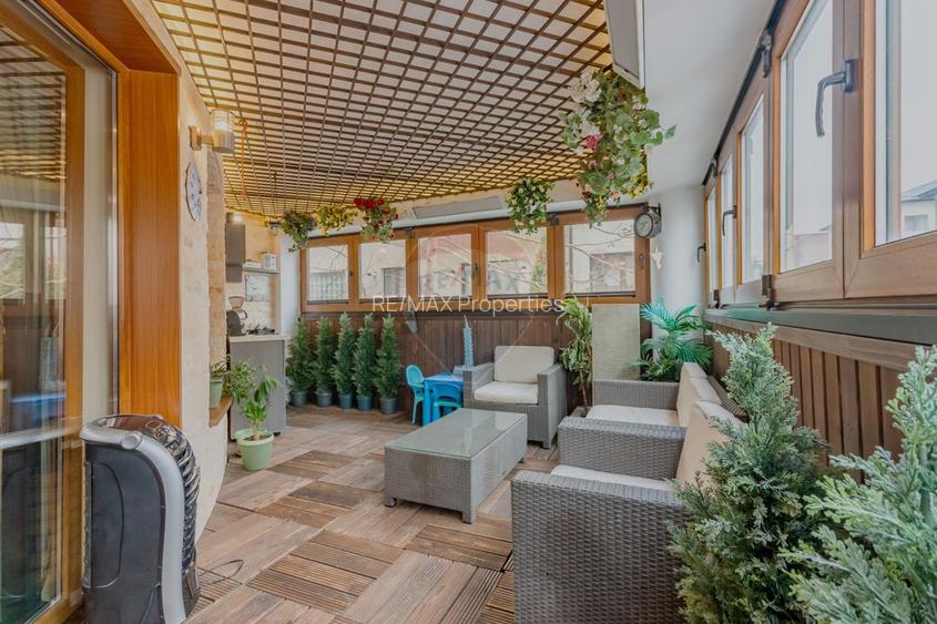 Apartament special | 137.36mp utili | 143mp utili totali | 2009 - 13