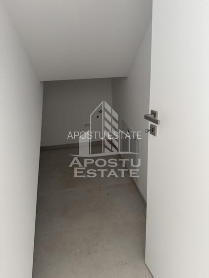 Duplex  modern despartit prin camera tehnica - 14