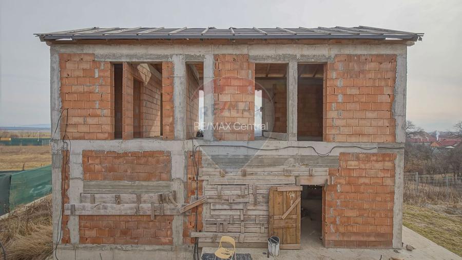 COMISION 0% Casă Individuala La Rosu cu teren de 4000 mp in Crizbav - 26