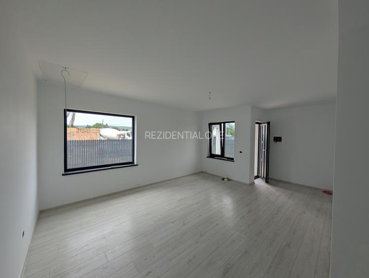 Casa 2025 Lilieci Rozelor (Apa, Canalizare, Gaz) terasa + beci - 2