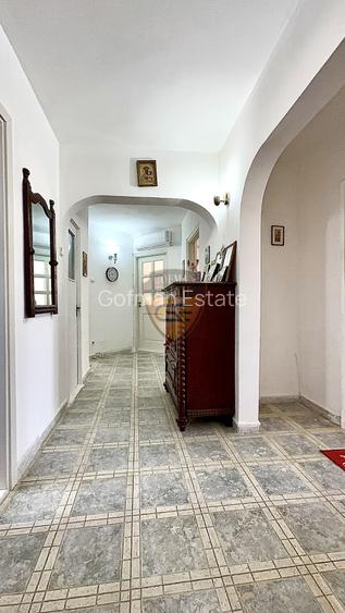 3 Camere Decomandat + uscător + boxă Capitol 3 balcoane centrala gaz 2 bai  A/C - 9