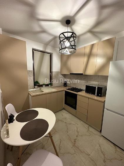     Apartament 1 cameră decomandat, loc de parcare inclus, supraveghere video - 3