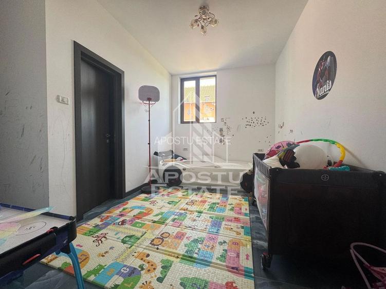Casa Moderna, 9 camere in zona Parneava - 12
