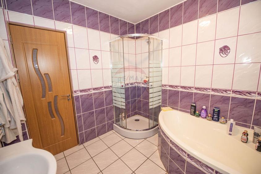 Casa cu 4 camere de vanzare, 157 mp utili,  Calarasi - 26