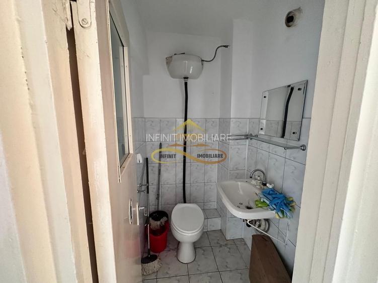 Apartament 3 camere decomandate – Strada 9 Mai Bacau - 12
