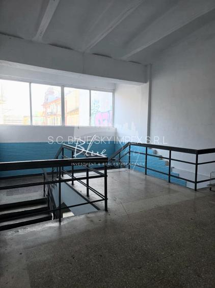 Spatiu Generos cu Terasa Circulabila in Centru - 19