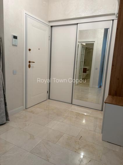 Apartament de vanzare cu 2 camere- Royal Town  Copou Iasi - 8