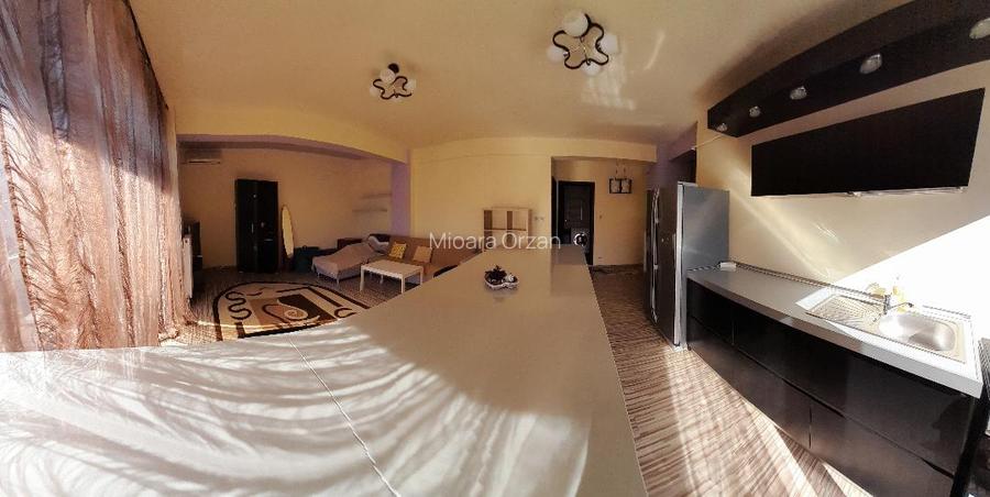 Piata Alba Iulia, ap 3 camere, etaj 3/4 , bloc 2011 - 4