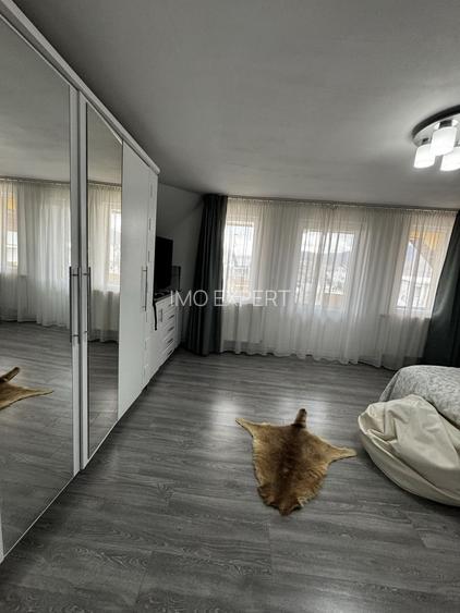 Casa de Vânzare cu lac - 11