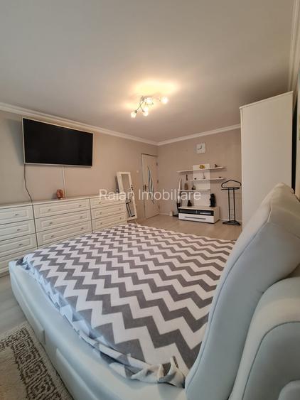 Vanzare apartament 3 camere dec in Galati, Sid-Vest, parter cu gradina - 2