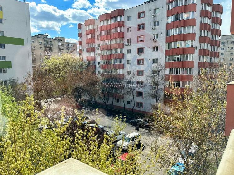 Apartament 4 camere + centrala proprie: str Baltagului - 13 septembrie - 15
