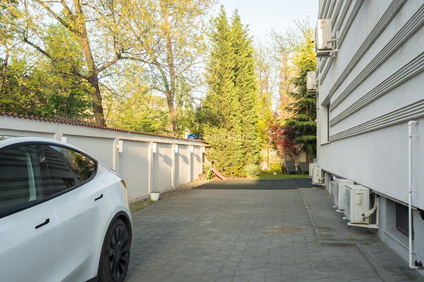 Vila Titan de vanzare - O proprietate care va depăși orice așteptare! - 8