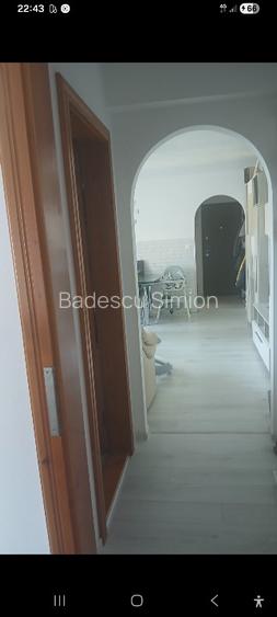 Vând apartament pe str. Libertatii nr 8 (trecere pietoni spre piață) - 3