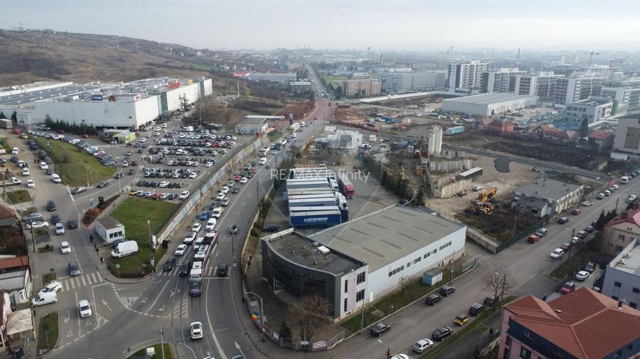 Locatie unica, hala cu zona administrativa, curte generoasa 4000mp - 22