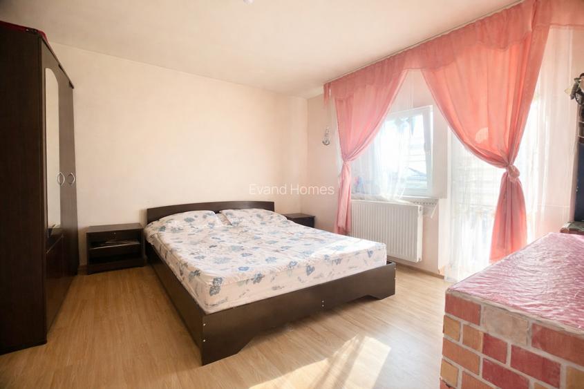 Daca vezi anuntul, e pentru tine: 3 camere la mansarda - 9