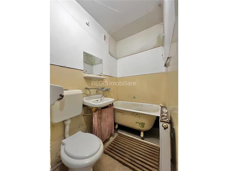 Apartament 2 Camere zona Florilor de renovat la ultimul etaj - 8