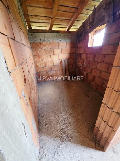 Vilă P+1 la roșu, 5 camere, 143 mp utili, teren 450 mp, Cocosesti - 40