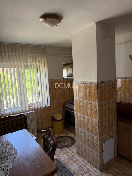 3 decomandate ROVINE/etaj 2/centrala/constructie 1984/ - 4