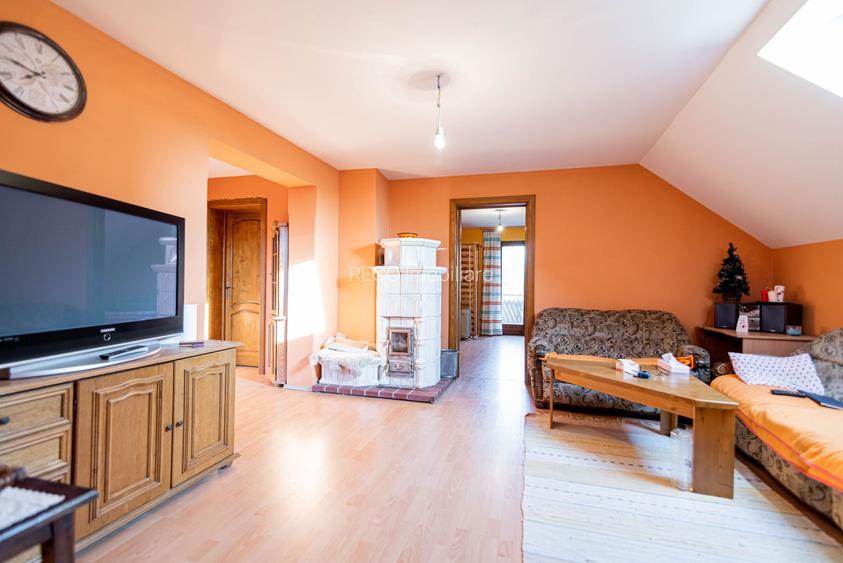 Spatii de inchiriat  pentru  birouri sau cabinete,zona Nufarul - 3