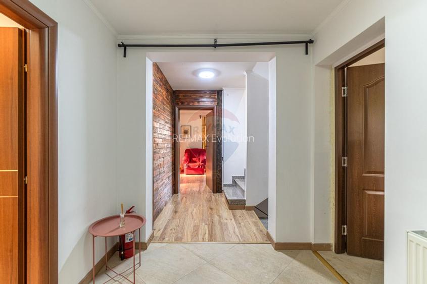 CASA cu finisaje premium de vânzare în FUNDATA, BRAȘOV| COMISION 0% - 23