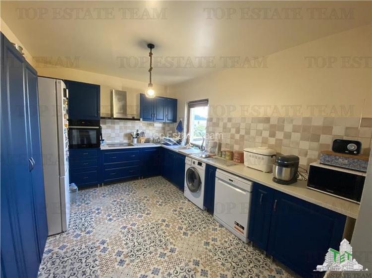 Vila spatioasa cu 3 apartamente in Fundeni Dobroiesti - 20