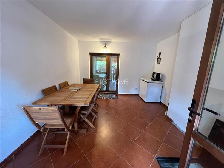 Vilă spectaculoasă la poalele Crângului Petresti - 25