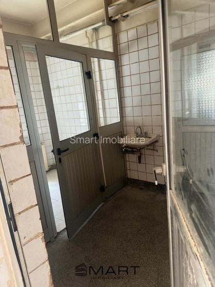 Spatiu comercial de inchiriat &acirc; 380 mp, Terezian, Sibiu - 4