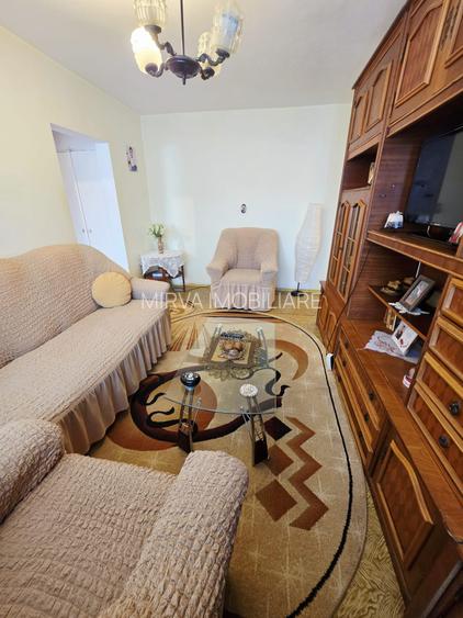 Apartament 3 camere Breaza Central | 56 mp | balcon | bloc beton - 9