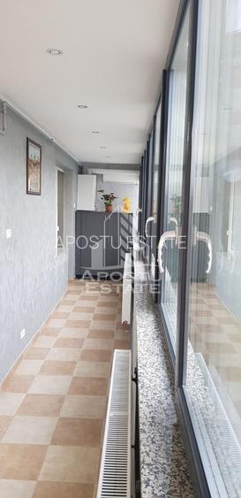 Apartament cu 2 camere foarte spatios, terasa si balcon, centrala - 7