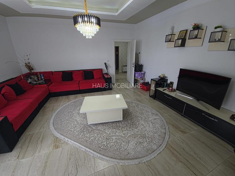 Centru apartament 3 camere decomandat la 200 m de plaja Modern - 2
