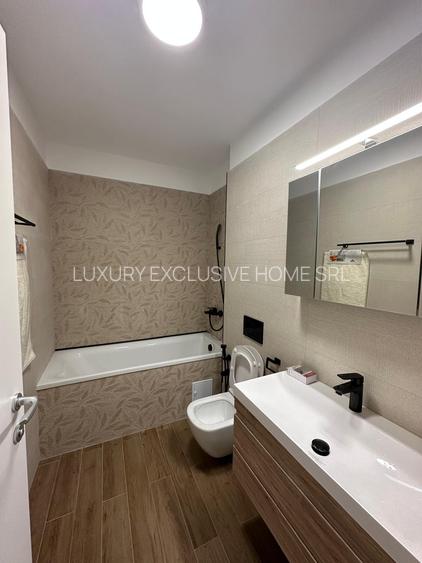 Iancu  Nicolae. 3 camere super lux - 11