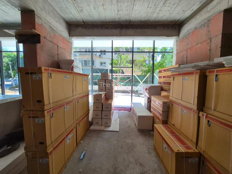 SPAȚIU COMERCIAL DE INCHIRIAT - BLOC NOU - 3