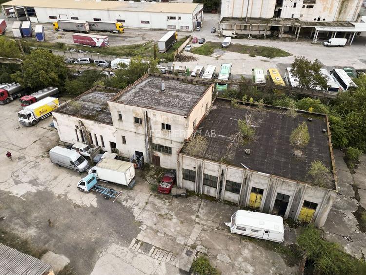 Teren industrial de 6,820mp Strada Poetului - 15