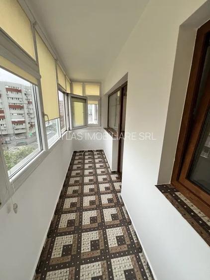 1 Mai - Piata Victoriei - 7