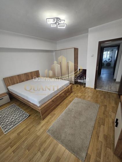 Apartament 3 camere  90 mp - Bd.Decebal- bloc din 1988 - 3