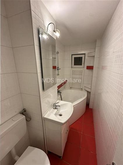 3 camere etaj 1 langa Mall - 8