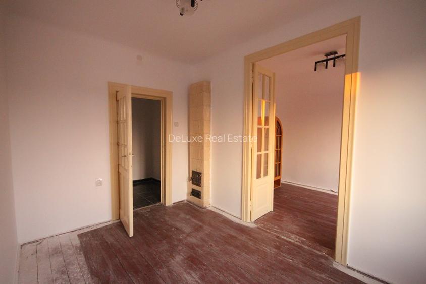 Apartament 4 camere si mansarda in vila, Calarasilor Traian - 18