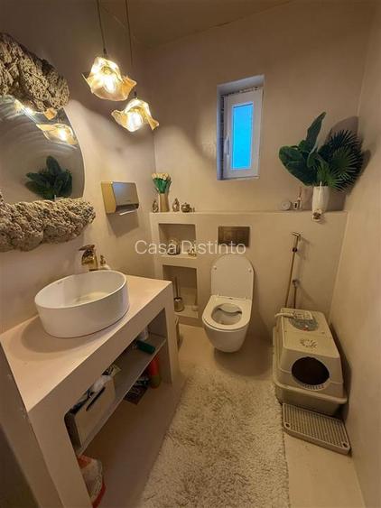 Casa deosebita cu 3 camere 7,5 ari - 5