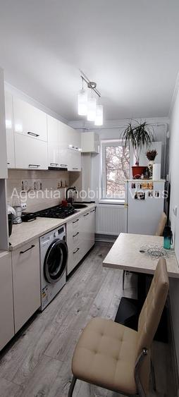 Apartament 2 camere complet renovat zona Scoala 7 - 6